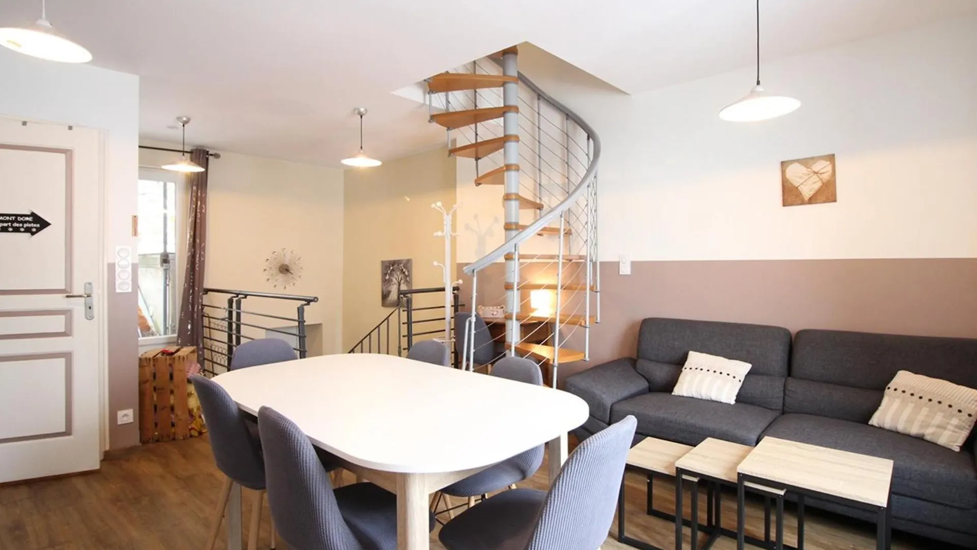 Triplex Au 1Er Etage, 250 M Des Thermes, Proche Commerces, Wifi, Max. 6 Pers., Sans Ascenseur - Fr-1-415-107 Le Mont-Dore Apartment